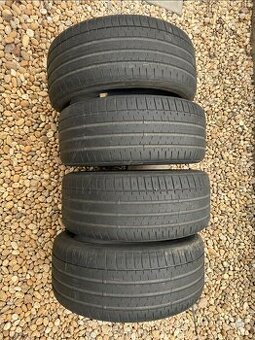 225/40 R18 Falken letne pneu