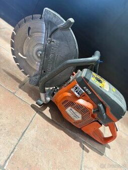 Husqvarna K970 motorova rezacka