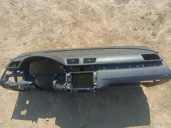 Vw Passat B6 palubná doska