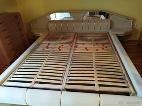 Manželská posteľ čalúnená 160 x 200