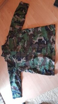 Maskáčová bunda hrubá