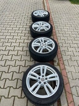 Audi VW mercedes skoda 5x112 235/40 18
