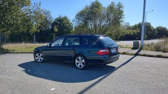 Mercedes E500