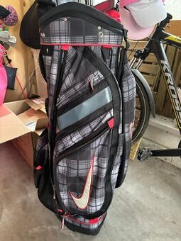 Golfový bag Nike