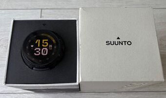 PREDAM - športové hodinky Suunto Race All Black