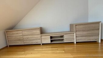Komody a TV stolik