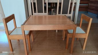 Detský stôl Lätt, 2 stoličky