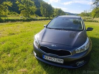Kia Cee´d combi, 1,6 CRDi 94KW (128k), PLATINUM+Panorama atd