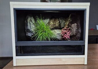 Terarium s 3d stenou
