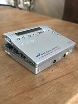 SONY MD walkman MZ-R900