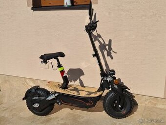 Kolobežka Nitro monster