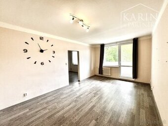 Zrekonštruovaný 3-izbový byt s loggiou, 78 m2 – J. J. Boora