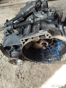 prevodovka, spojka, starter , zotrvačnik, škoda octavia II