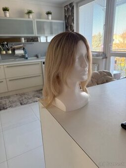 Parochna z pravych vlasov