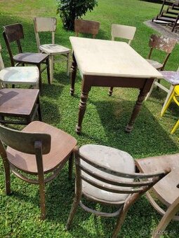 Drevený Retro stôl a stoličky