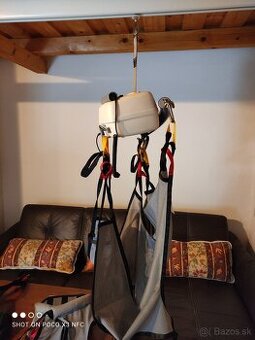 Stropný zdvihák Human care