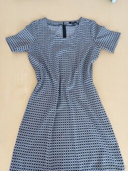 Dámske šaty esmara 44/46 xxl
