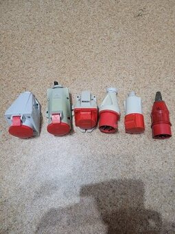 Zásuvky a vidlice 380/400/V