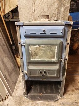 Pec na drevo a brikety