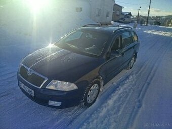 Predám škoda Octavia 2  benzín