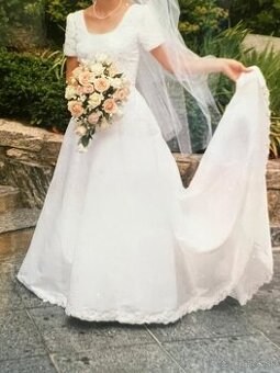 Predám svadobné šaty