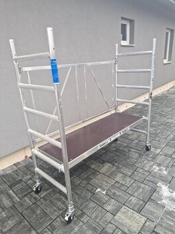 Mobilne lesenie na kolieskach
