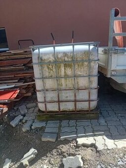 1000l nadrz