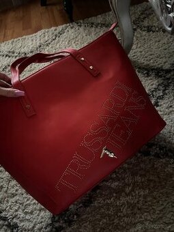 Trussardi korálovočervená