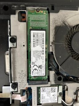 DELL Inspiron 15