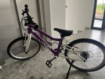 Predam Woom 4, velkost 20’