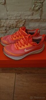 Tenisky NIKE ZOOM FLY 3 - vnútorná dĺžka 24cm