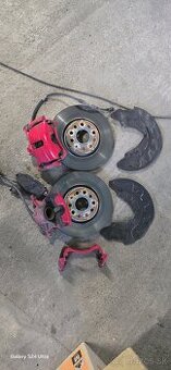 Set predných brzd golf 7 gti