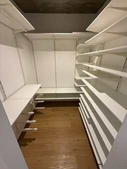 Satnikovu zostava Ikea Algot