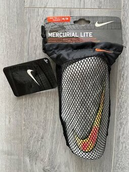 predám futbalové chrániče NIKE MERCURIAL LITE