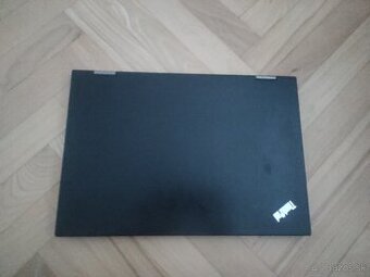 💻 Lenovo Yoga – dotykový notebook– 160 €