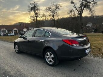 Opel-Insignia limuzína