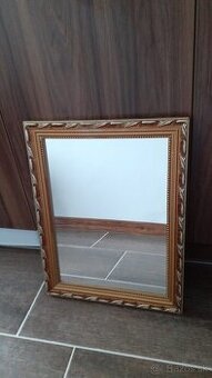 Predam zrkadlo s ramom rozmery 46,5 x 36,5 cm
