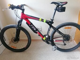 Horský bicykel GT
