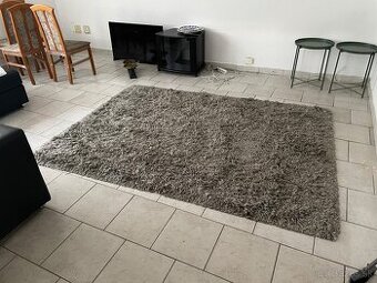 Koberec 180x250