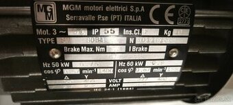 Motor s prevodovkou
