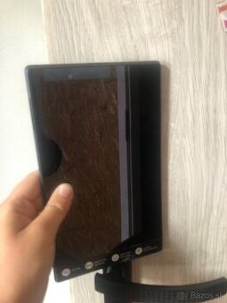 Darujem tablet Lenovo na náhradné diely