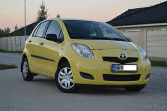 Toyota Yaris 1.0 12V kup SR r.v.2009 1.majiteľ Top stav