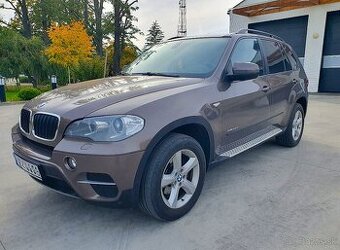 BMW X5 xDrive30d 180KW.AT8