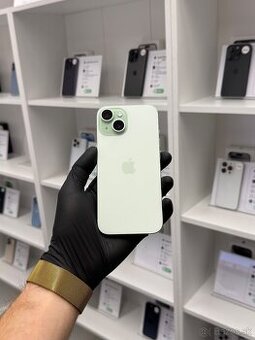 ZÁRUKA 2 ROKY / Apple iPhone 15 128GB Green, 100%
