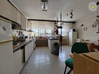 HALO reality - Predaj, rodinný dom Šurany, ideálny pre vlast - 1