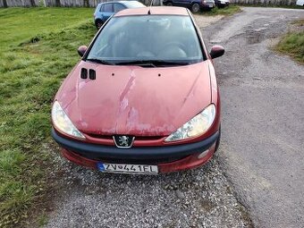 Peugeot 206 1.4 benzín