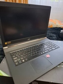 Pokazený herny notebook Acer Aspire v17 nitro