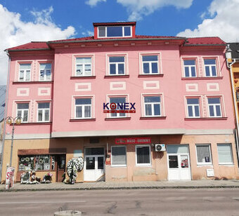 NA PREDAJ – MULTIFUNKČNÁ BUDOVA v centre Sobraniec