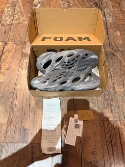 ORIGINÁL Yeezy Foam Runner 42