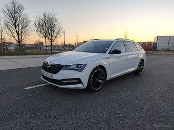 Škoda Superb Combi 2.0 TDI SCR Sportline 4x4 DSG